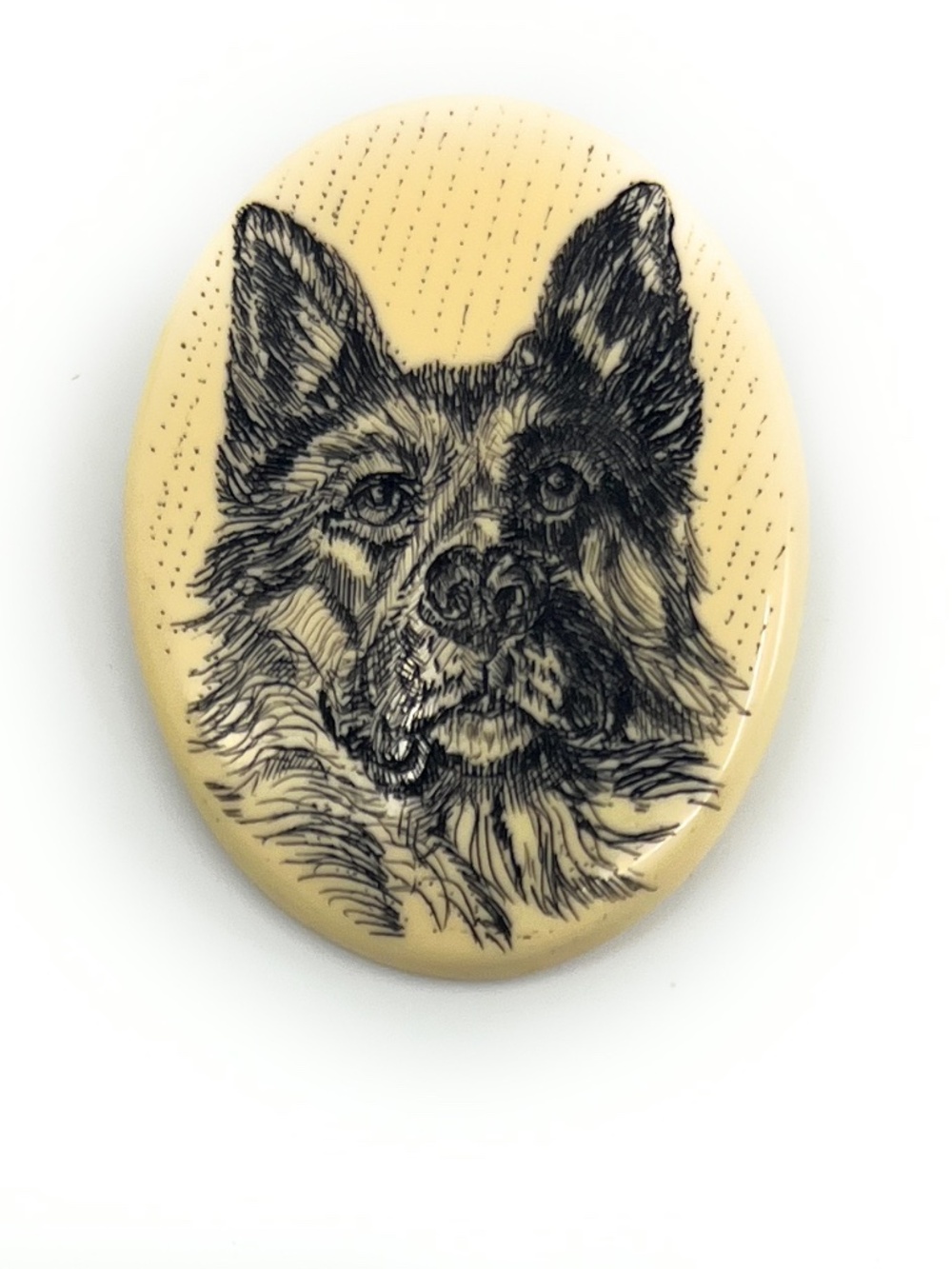 Vintage German Shepard Dog Pin Necklace Kim McClelland Scrimshaw Resin NEW Stock